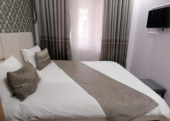 Pera Проживание в семье *