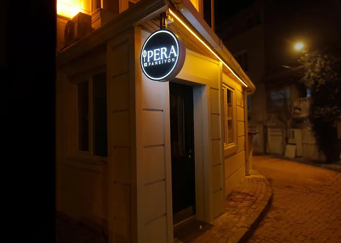 Pera Проживание в семье